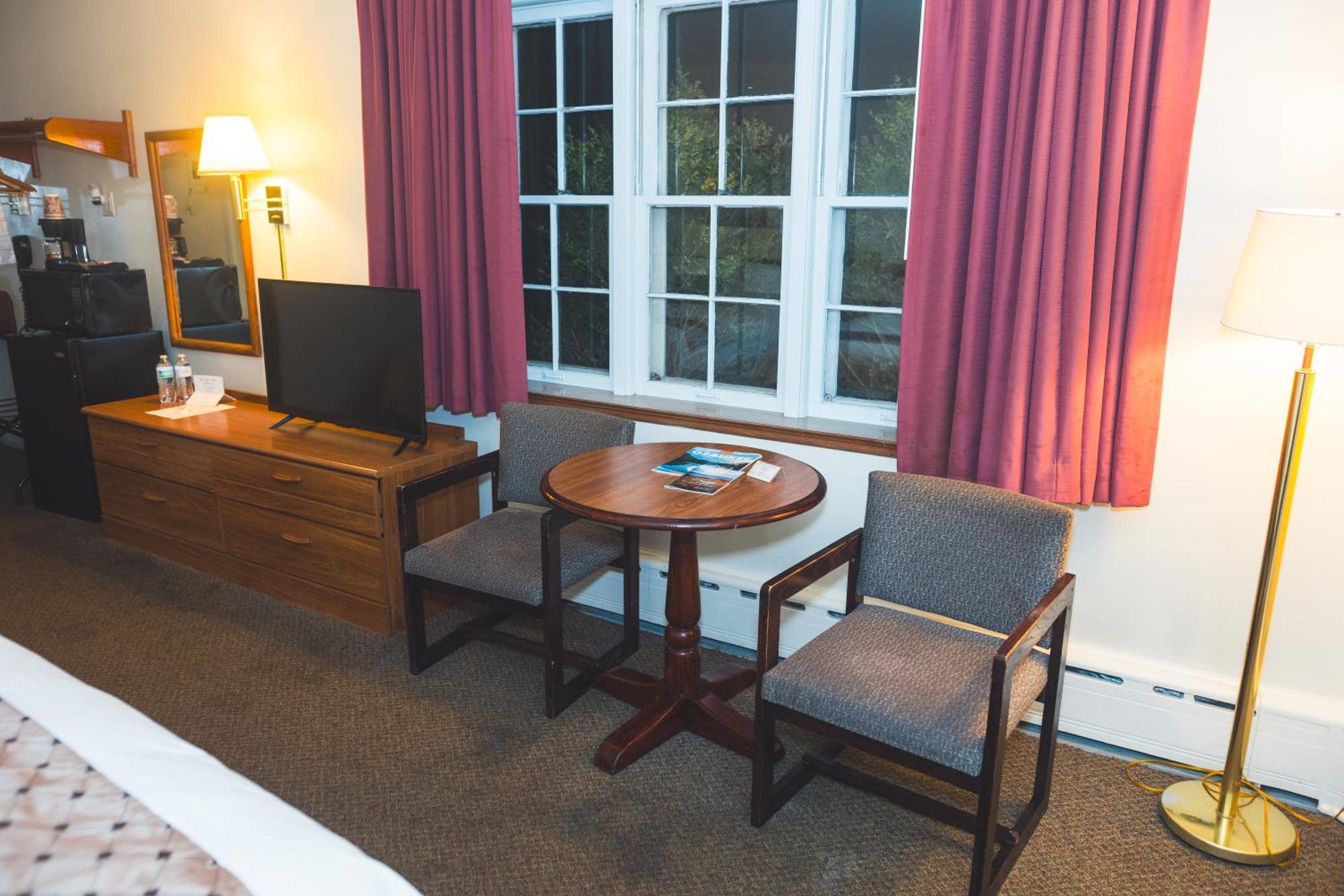 The Chalet Motel Mequon Exterior foto